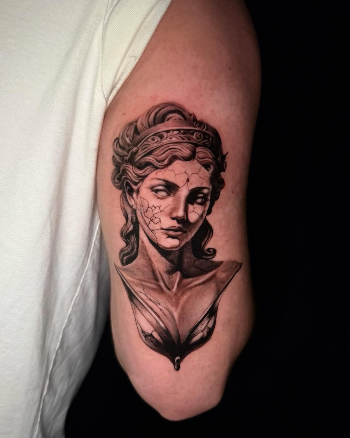 maya.art.tattoo_1772010548_3840219396174585676_69540333344